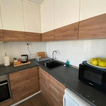 13 Apartment